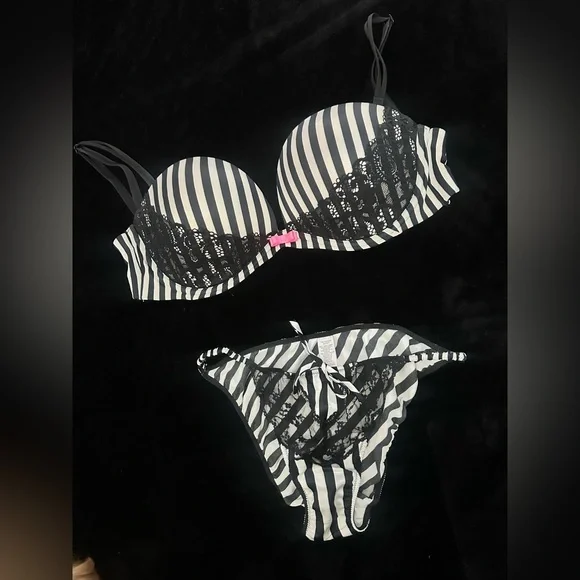 Vintage Victoria's Secret Stripped Bra And Panty Set - Picture 1 of 5